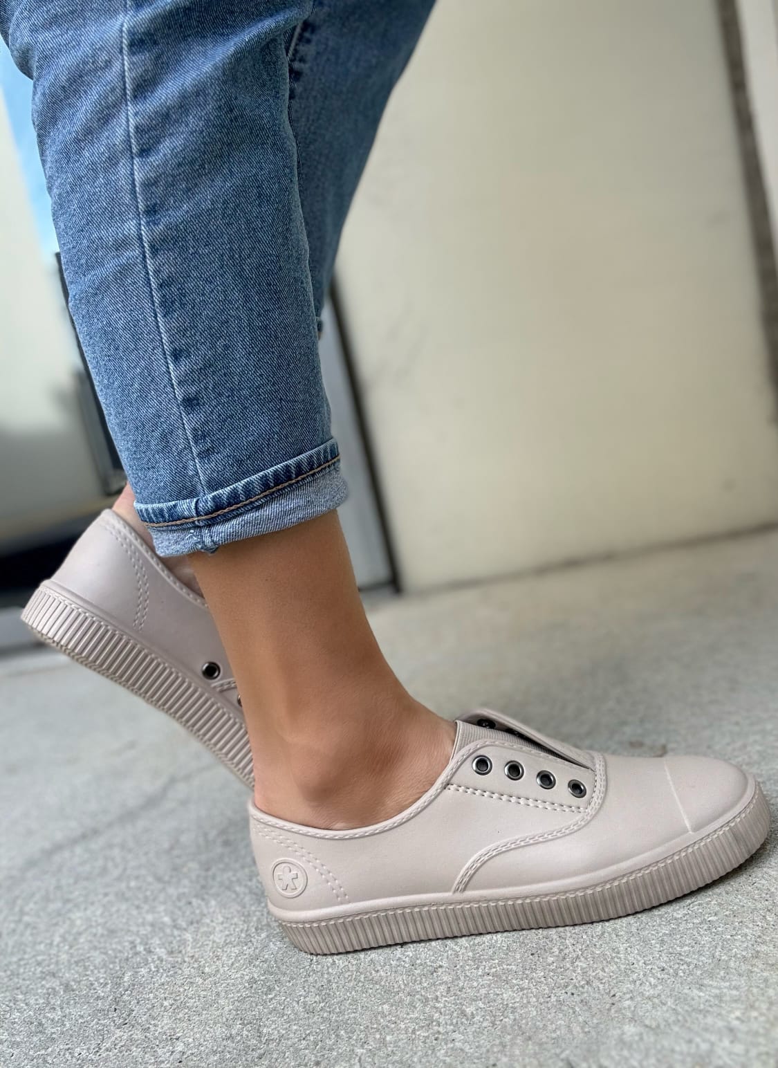HUMAN - Rubber Shoes