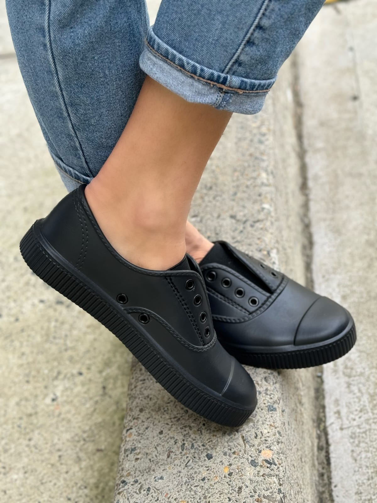 HUMAN - Rubber Shoes